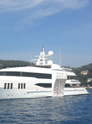 Green Yachts _ Inflatable Climb Wall